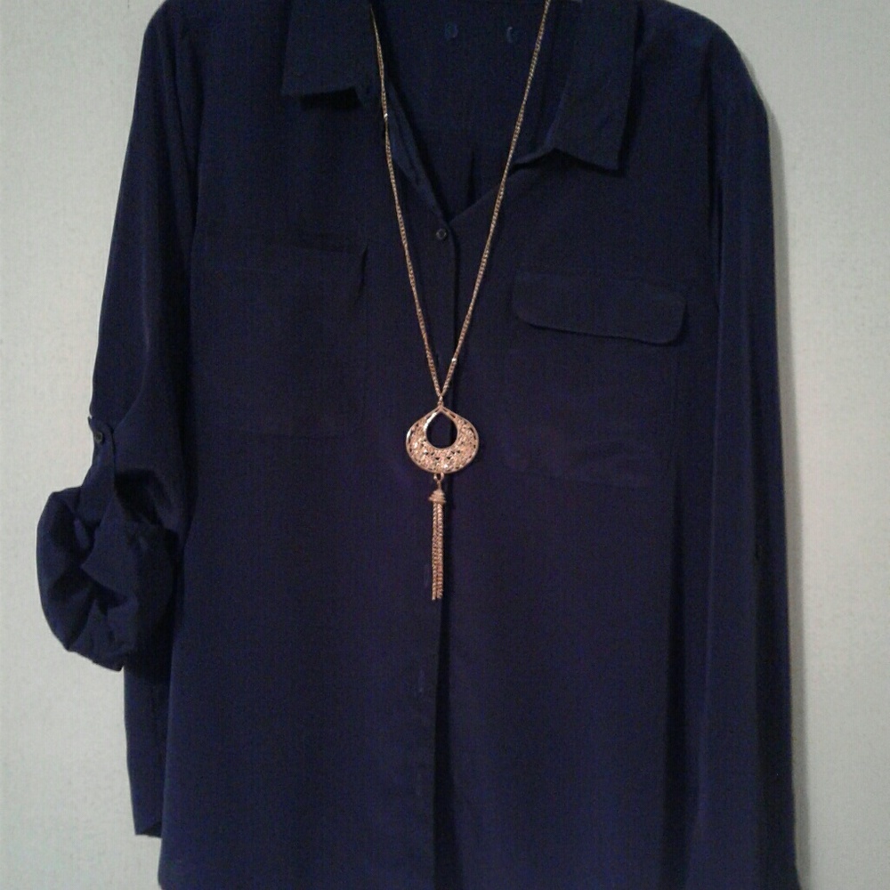 Navy top